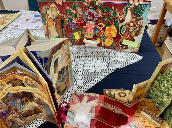 写真：クリスマスの絵本です。
