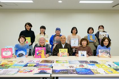 写真：参加者の集合写真です。